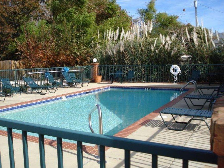 Intown Suites Extended Stay Auburn Al 外观 照片